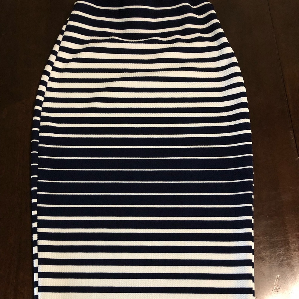 Pencil skirt